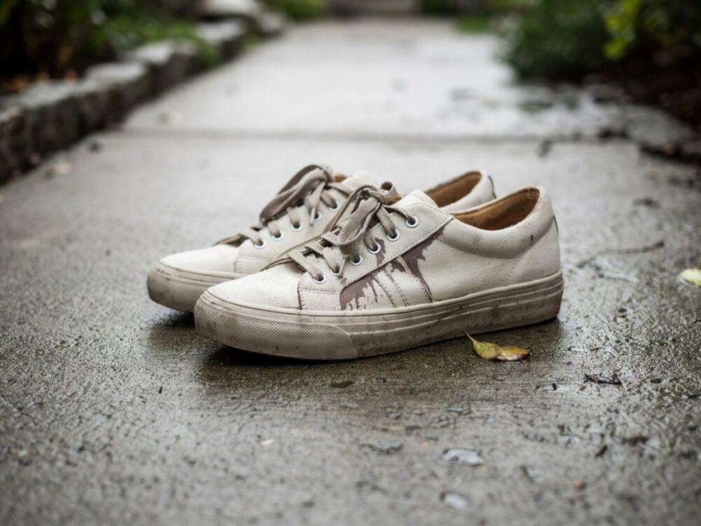 buty z plamami po praniu